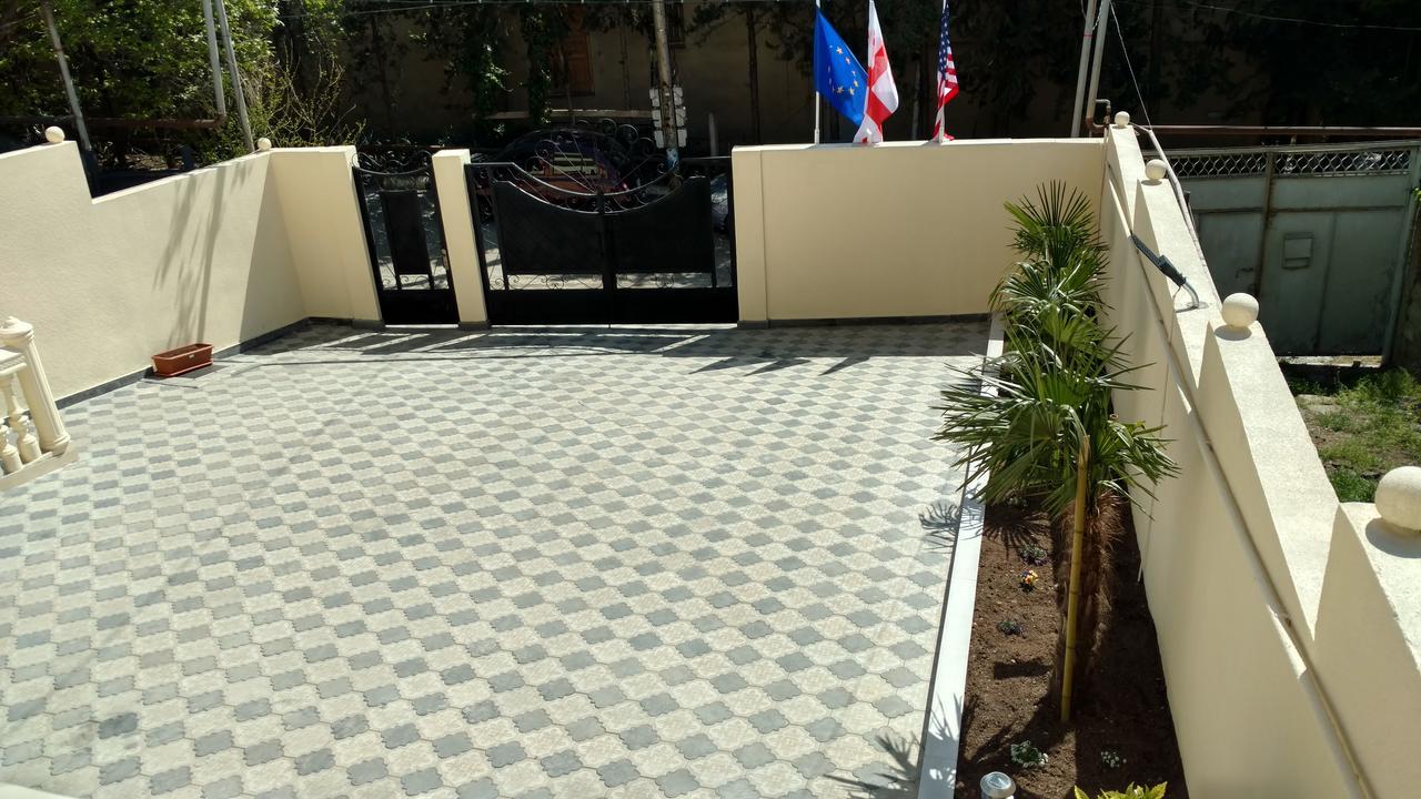 טביליסי Hotel Stal+ מראה חיצוני תמונה