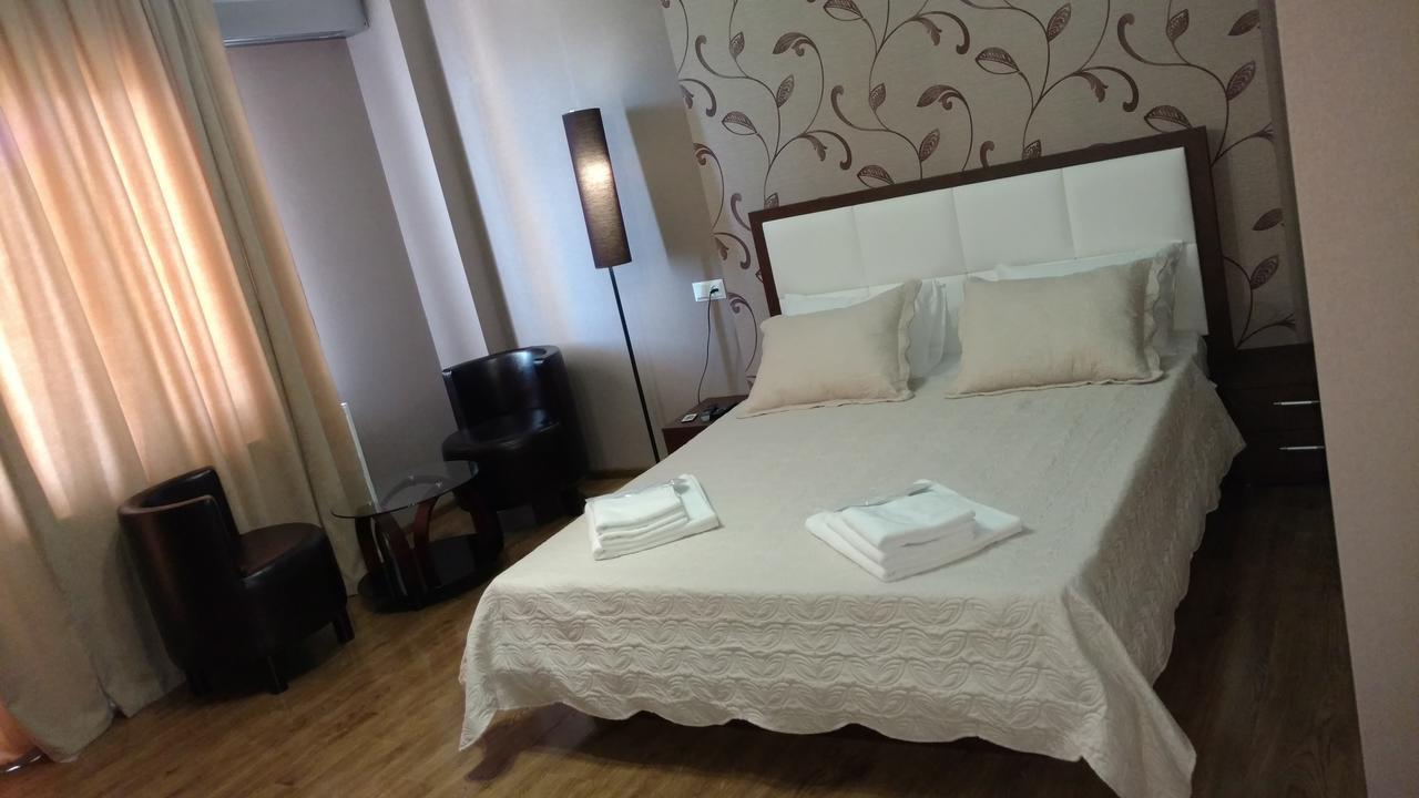 טביליסי Hotel Stal+ מראה חיצוני תמונה
