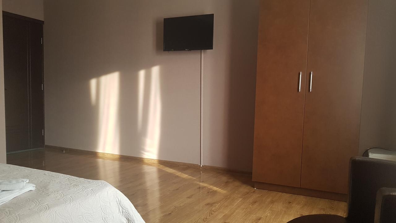 טביליסי Hotel Stal+ מראה חיצוני תמונה