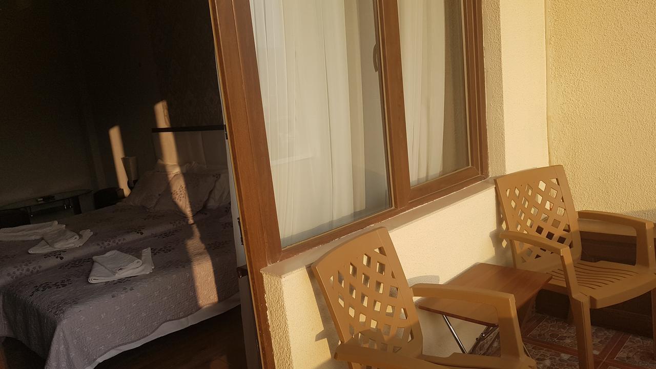 טביליסי Hotel Stal+ מראה חיצוני תמונה