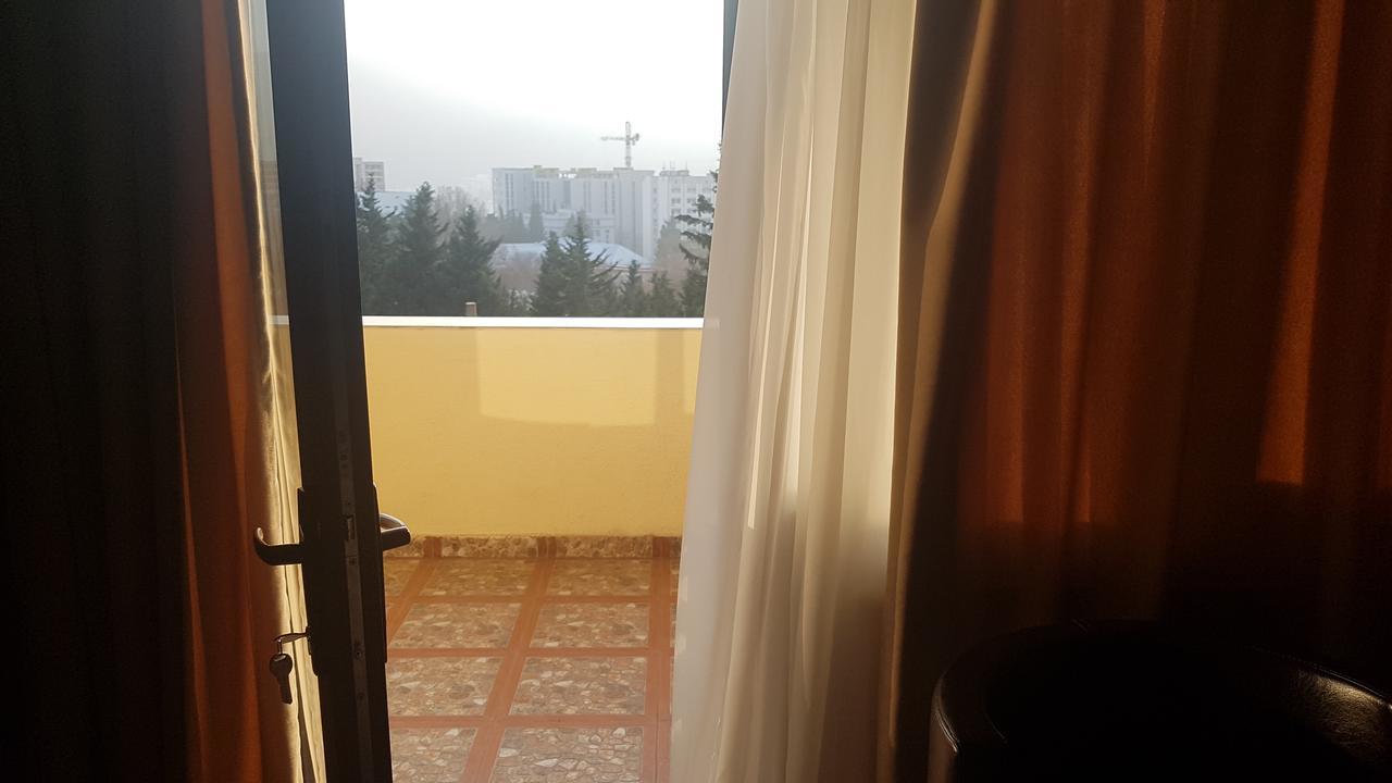 טביליסי Hotel Stal+ מראה חיצוני תמונה