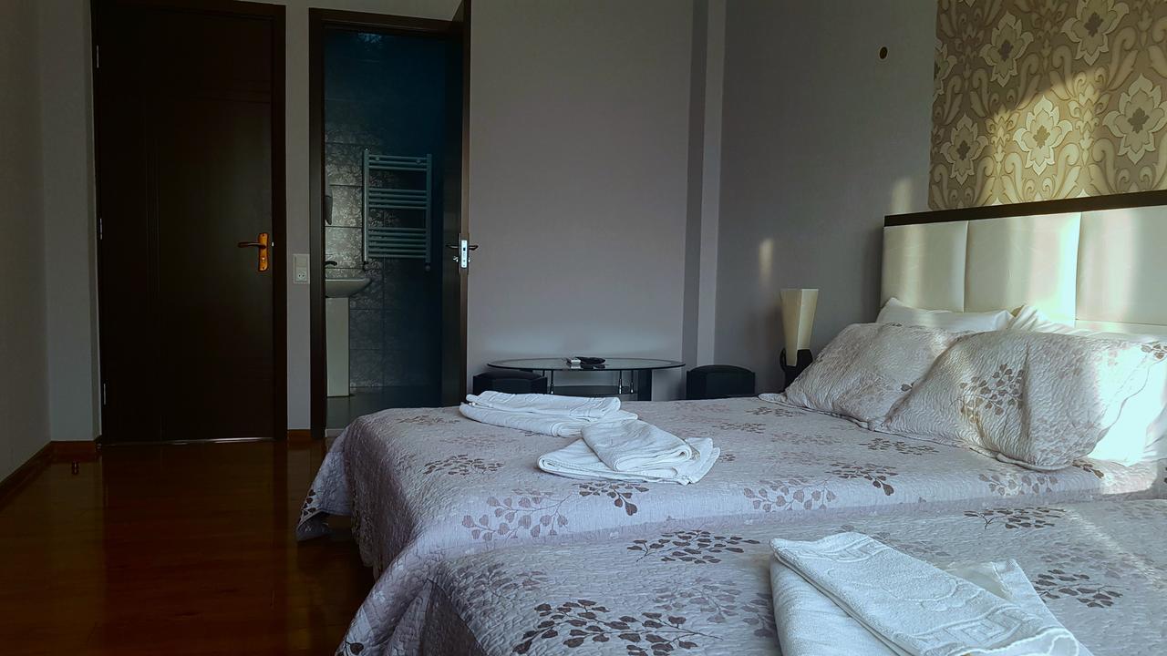 טביליסי Hotel Stal+ מראה חיצוני תמונה
