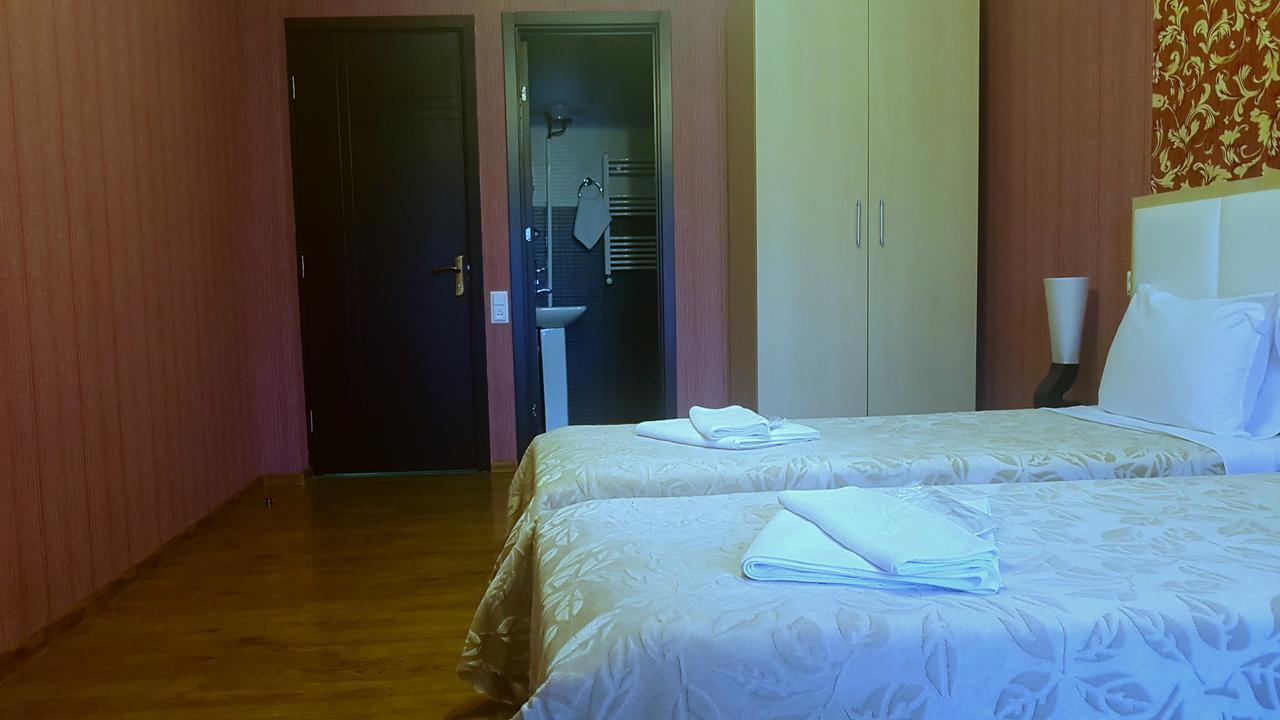 טביליסי Hotel Stal+ מראה חיצוני תמונה