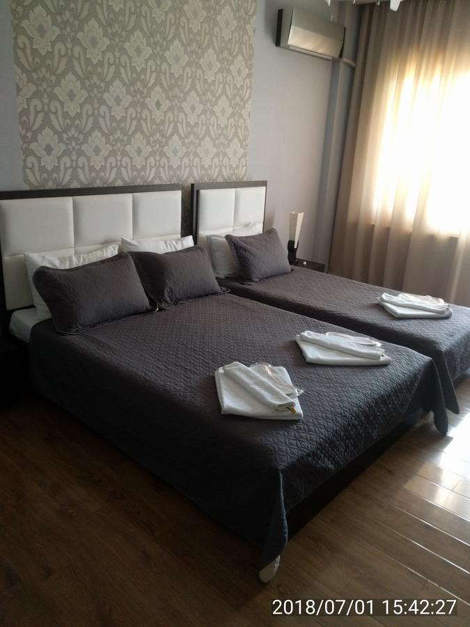 טביליסי Hotel Stal+ מראה חיצוני תמונה