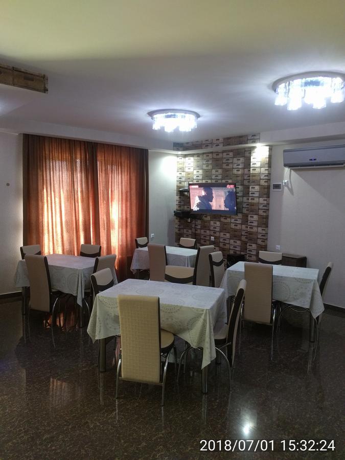 טביליסי Hotel Stal+ מראה חיצוני תמונה