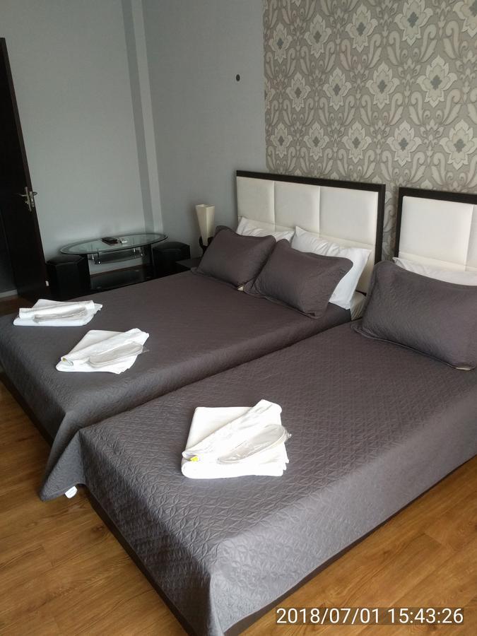 טביליסי Hotel Stal+ מראה חיצוני תמונה