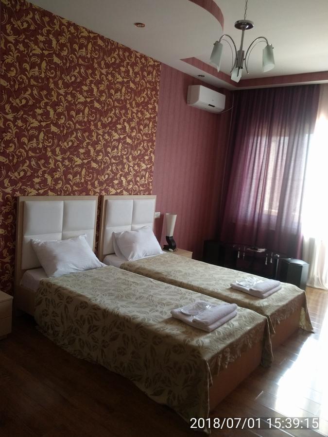טביליסי Hotel Stal+ מראה חיצוני תמונה